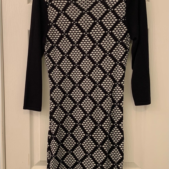 Ivanka Trump, Medium, Black and White Bodycon Dress - Picture 2 of 3